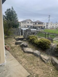 名古屋の便利屋なんでもやの草刈り草引き作業レポート